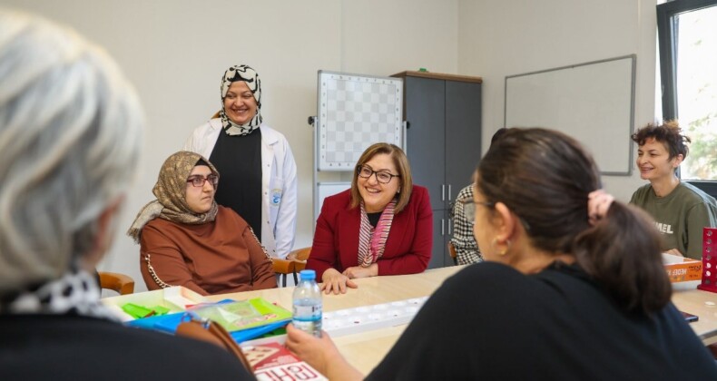 Gaziantep Büyükşehir Belediye Başkanı Fatma Şahin’den kadınlara büyük destek