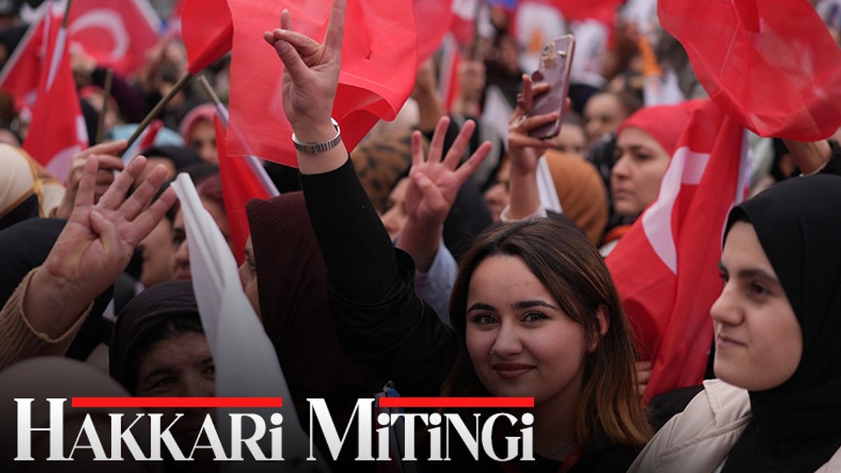 Hakkari’de vatandaşlar Cumhurbaşkanı Erdoğan’ı coşkuyla bekliyor