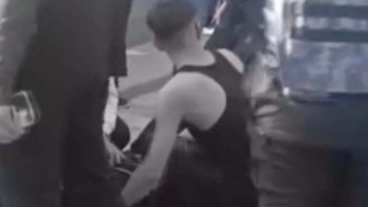 İstanbul Esenyurt’ta kavgada bıçaklanan genç hayatını kaybetti