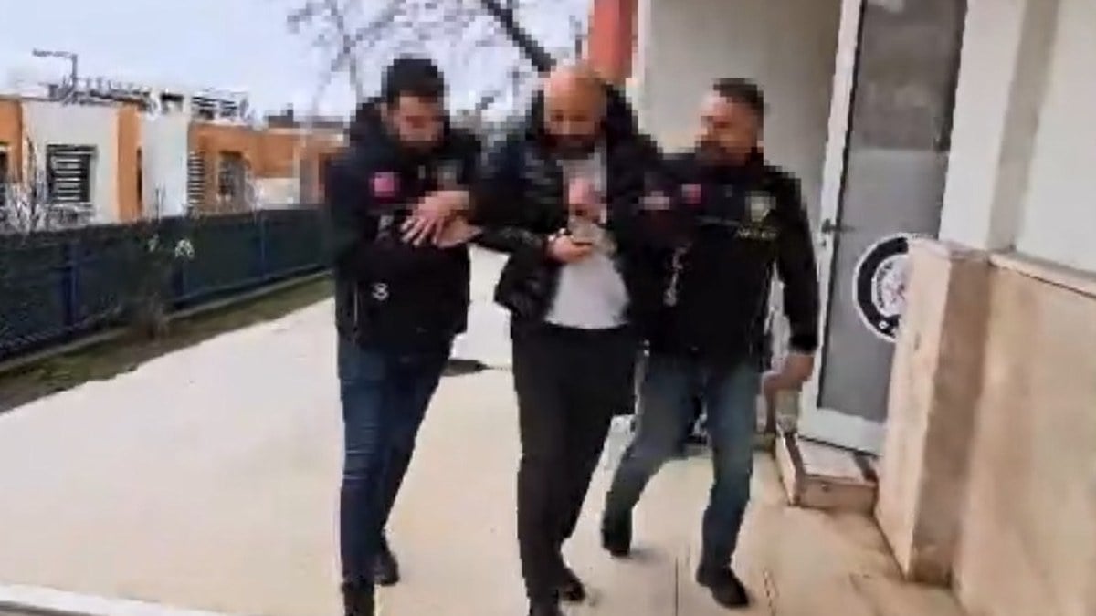 İstanbul’da arsasını satışa çıkaran yaşlı kadın 8 milyon 890 bin TL dolandırıldı