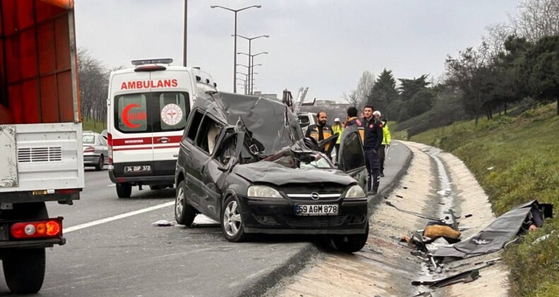 İstanbul’da zincirleme trafik kazası: 2 ölü 4 yaralı