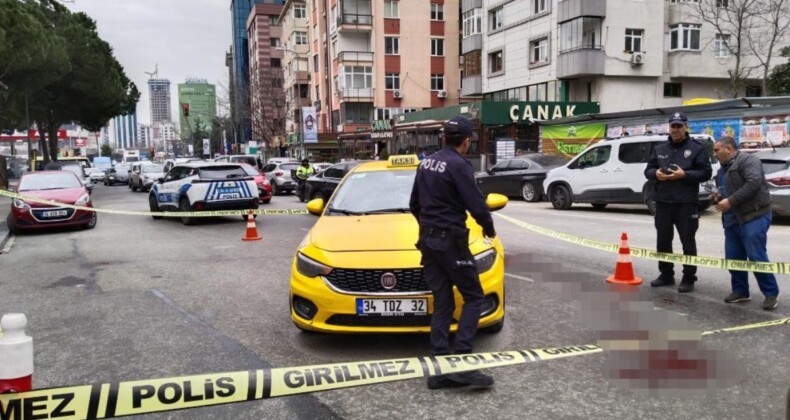 İstanbul’daki 3 kişi kendilerini aracına almayan taksiciyi bıçakladı