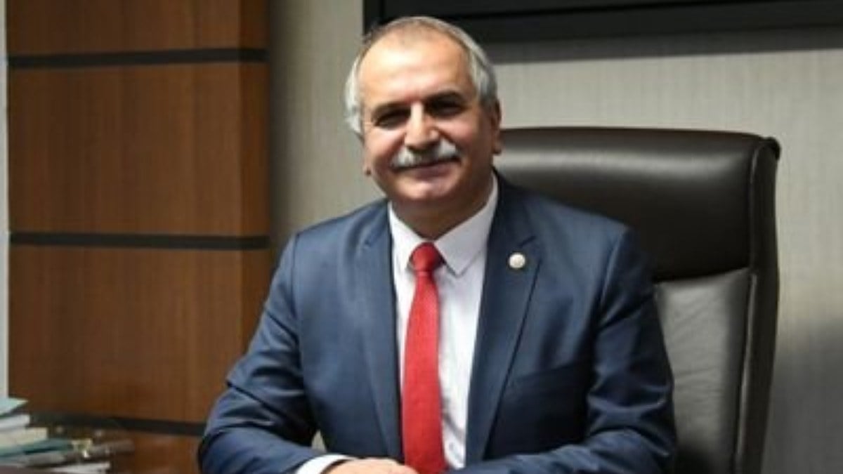 İYİ Parti Eski Milletvekili Ahmet Çelik’e bıçaklı saldırı