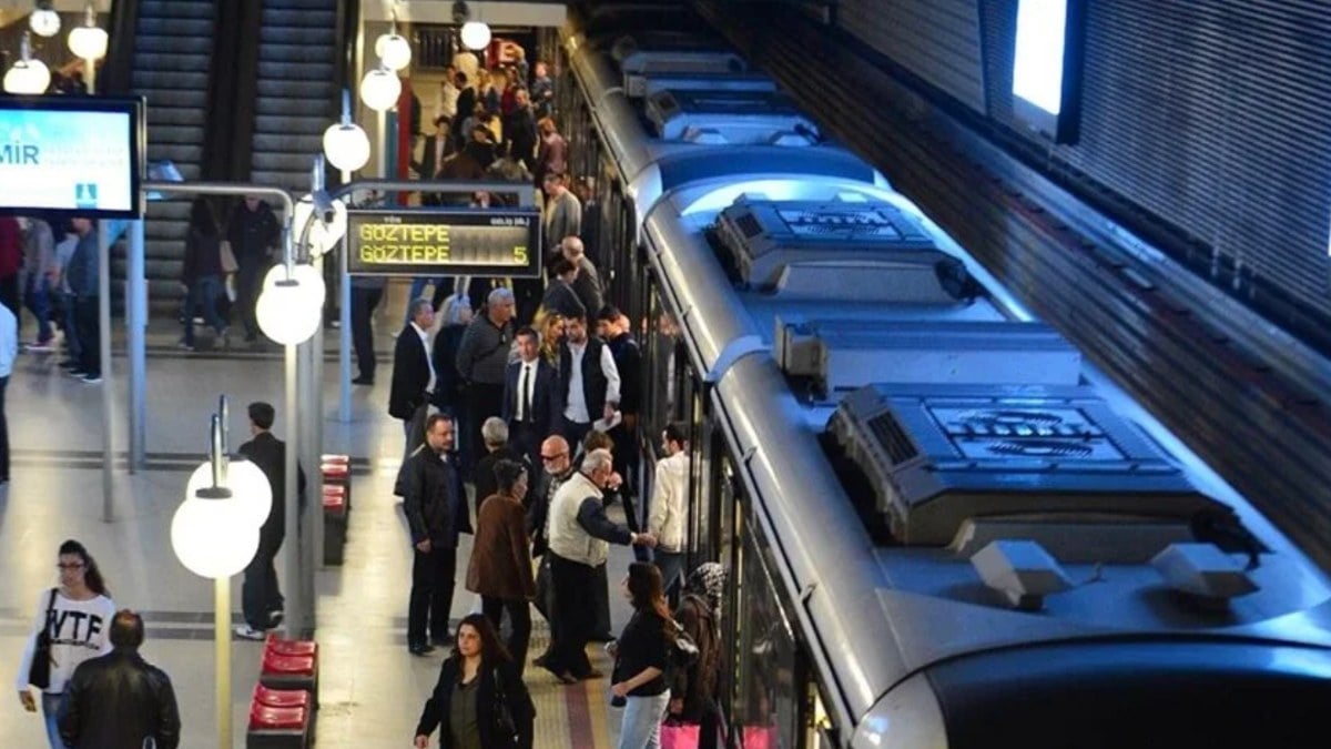 İZBAN çalışanlarından maaş grevi