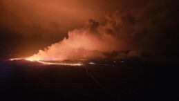 İzlanda’da yanardağ paniği! Akan lavlar Grindavik şehrine yaklaşıyor