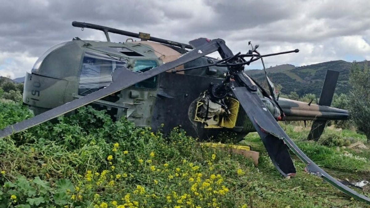 İzmir’de askeri helikopter zorunlu iniş yaptı! 1 personel yaralı