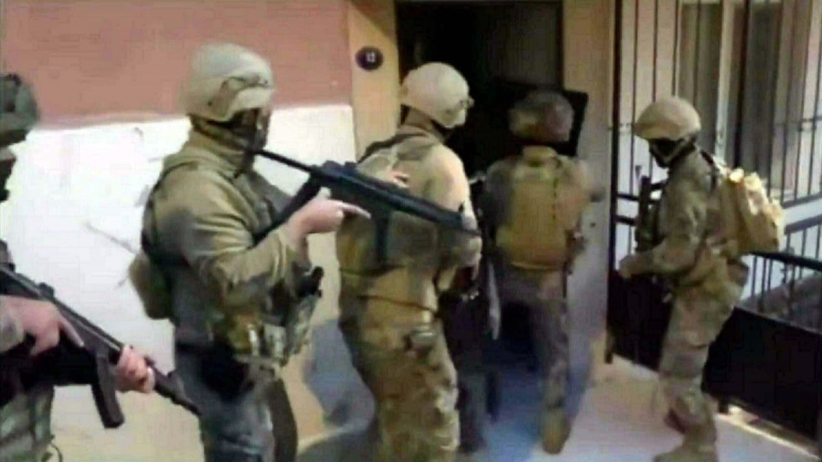 İzmir’deki nevruz etkinliğinde gözaltı sayısı 35’e yükseldi