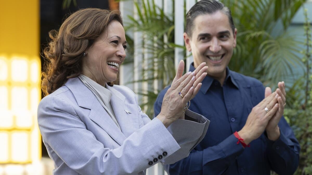 Kamala Harris’in Porto Riko’da tempo tuttuğu şarkının protesto olduğu belirlendi