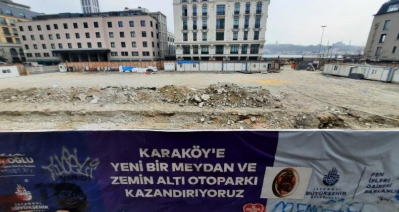 Karaköylüler isyanda! İBB’nin meydan projesi esnafın çilesi oldu