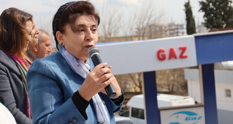 Leyla Zana’dan CHP’ye: Bir kere de siz Kürtlere oy verin