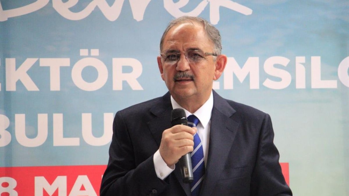 Mehmet Özhaseki’den muhalefete: Adam tatilde, işbaşındaymış gibi gösteriyorlar