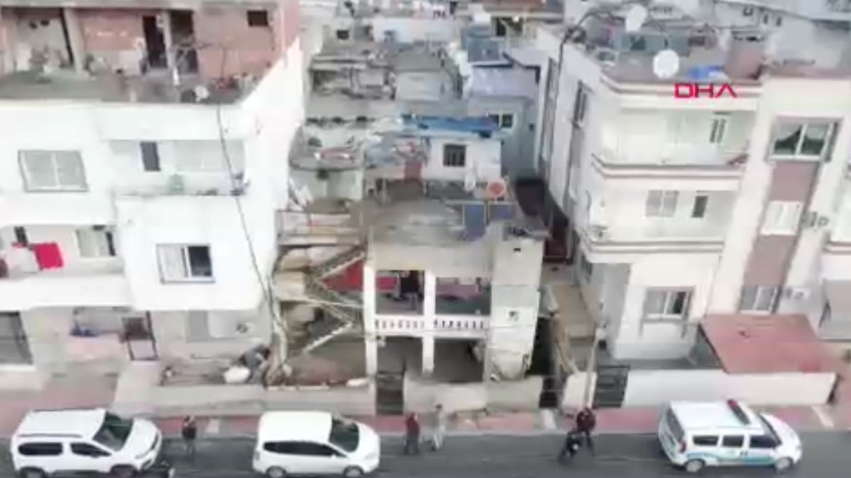 Mersin’de evde paketlemeyle para kazanma vaadi dolandırıcılık: 17 gözaltı