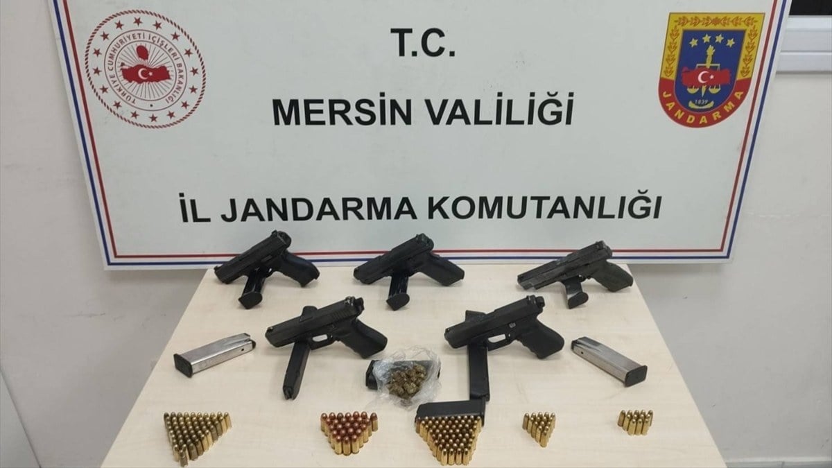 Mersin’de silah kaçakçılığı operasyonsu: 5 gözaltı