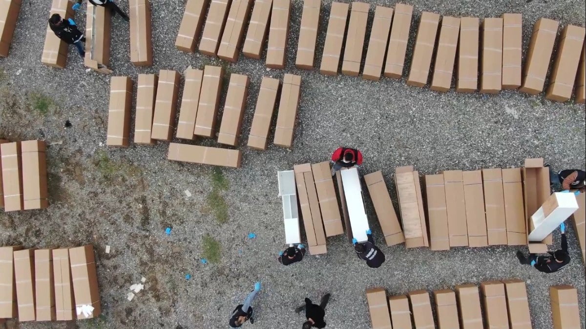 Mersin’de uyuşturucu operasyonu: Tırdan 557 bin 411 adet uyuşturucu hap ele geçirildi