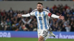 Messi’nin ilk sözleşmesinin imzalandığı peçete açık artırmaya çıktı