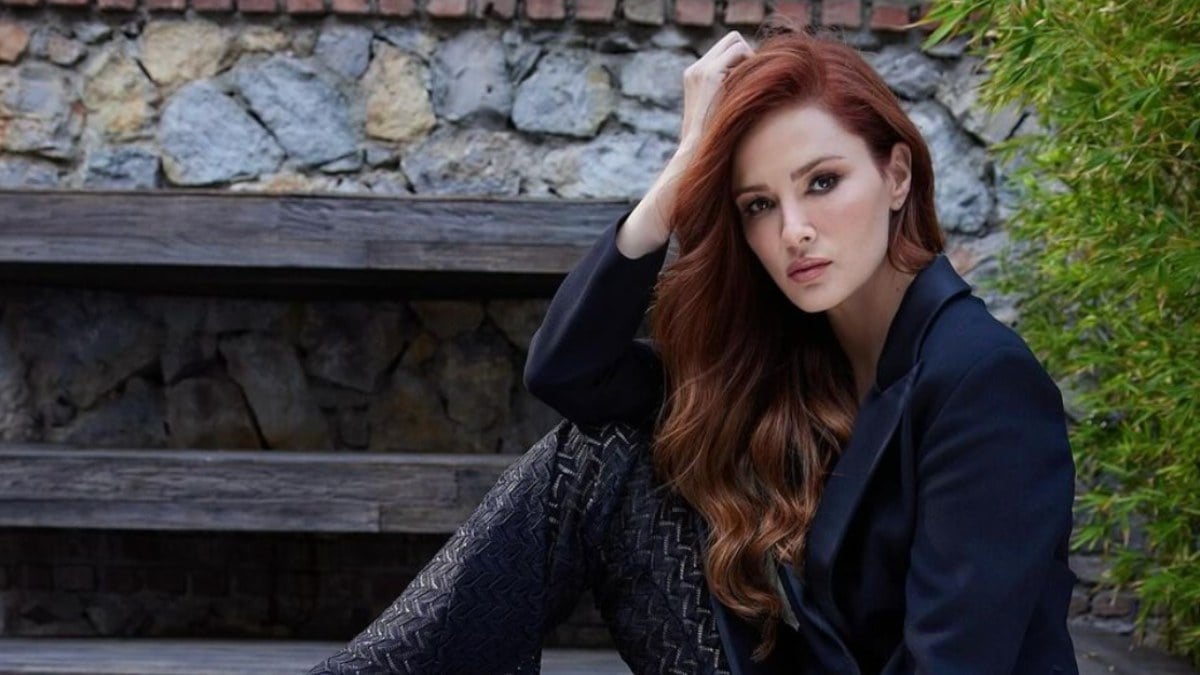 Mine Tugay’dan dikkat çeken seçim paylaşımı: ‘Üşenmeyelim hanımlar beyler’