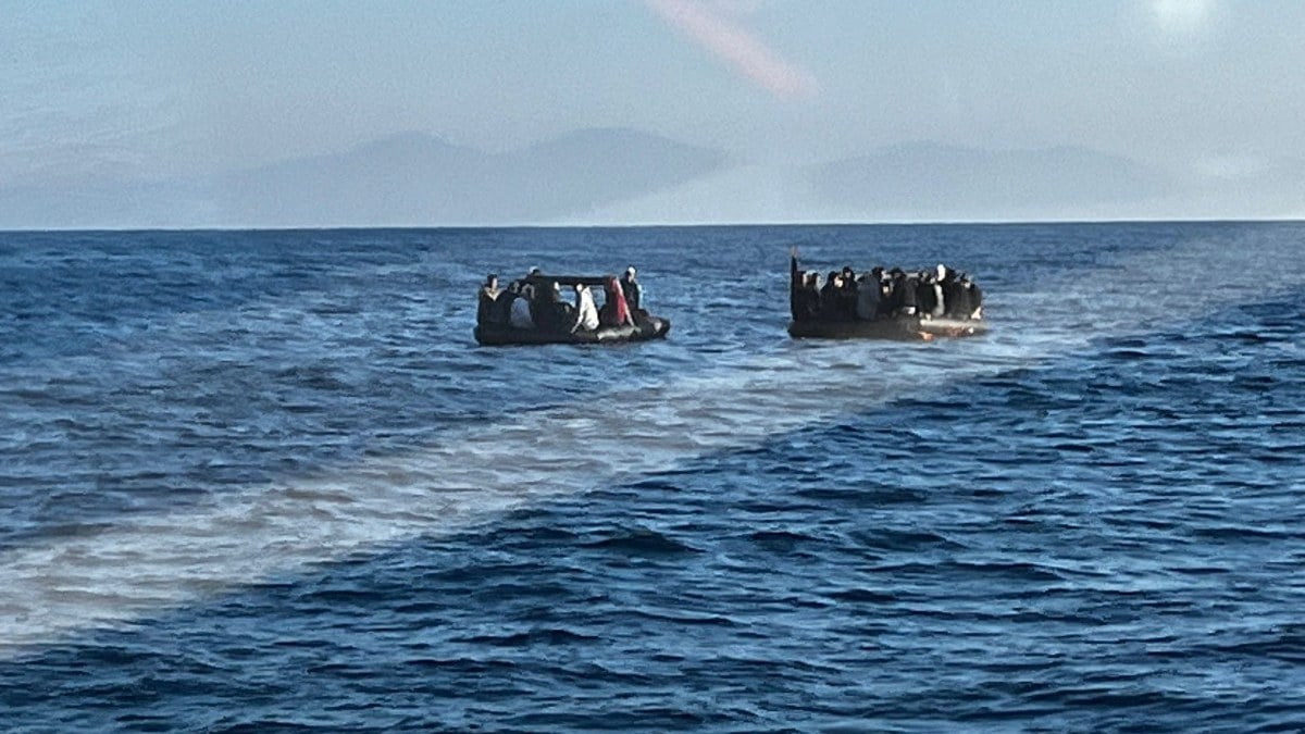 Muğla’da can salına bindirip denizin ortasına bıraktılar