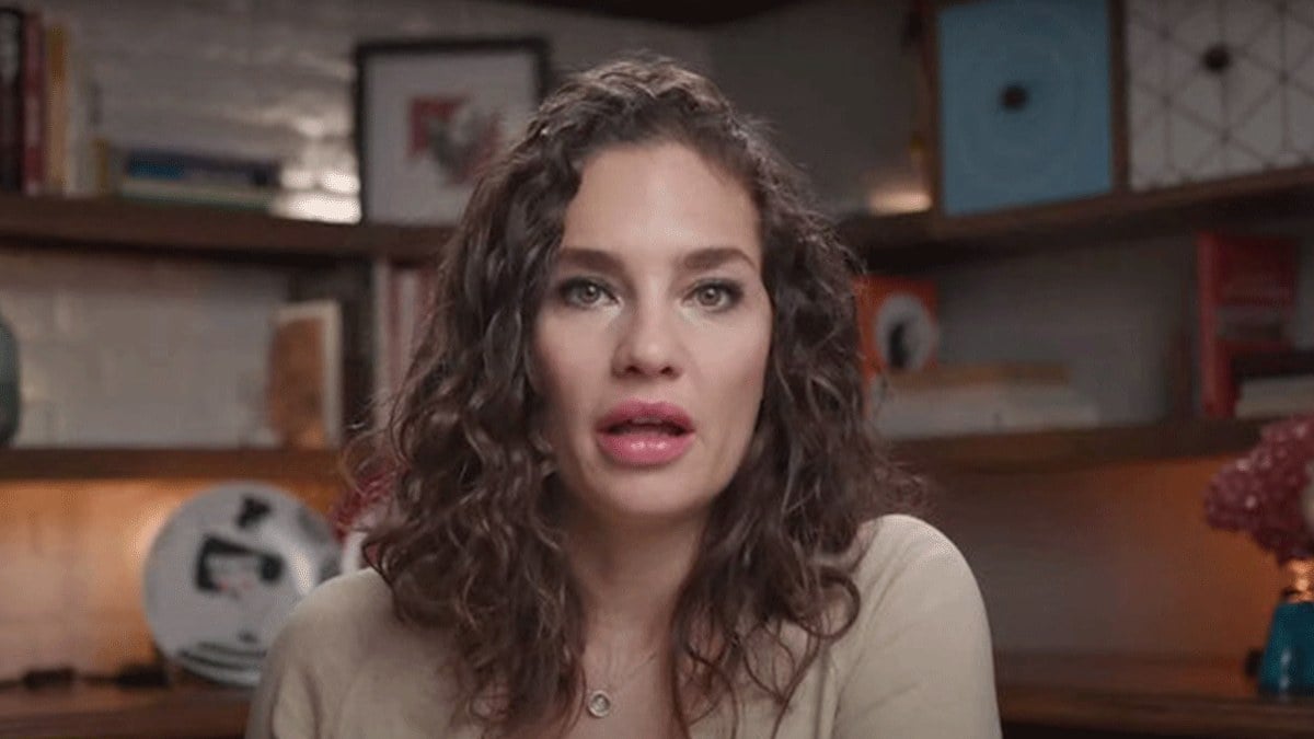 Nevşin Mengü’yü sinirlendiren paylaşım: Yapılan yoruma küfretti