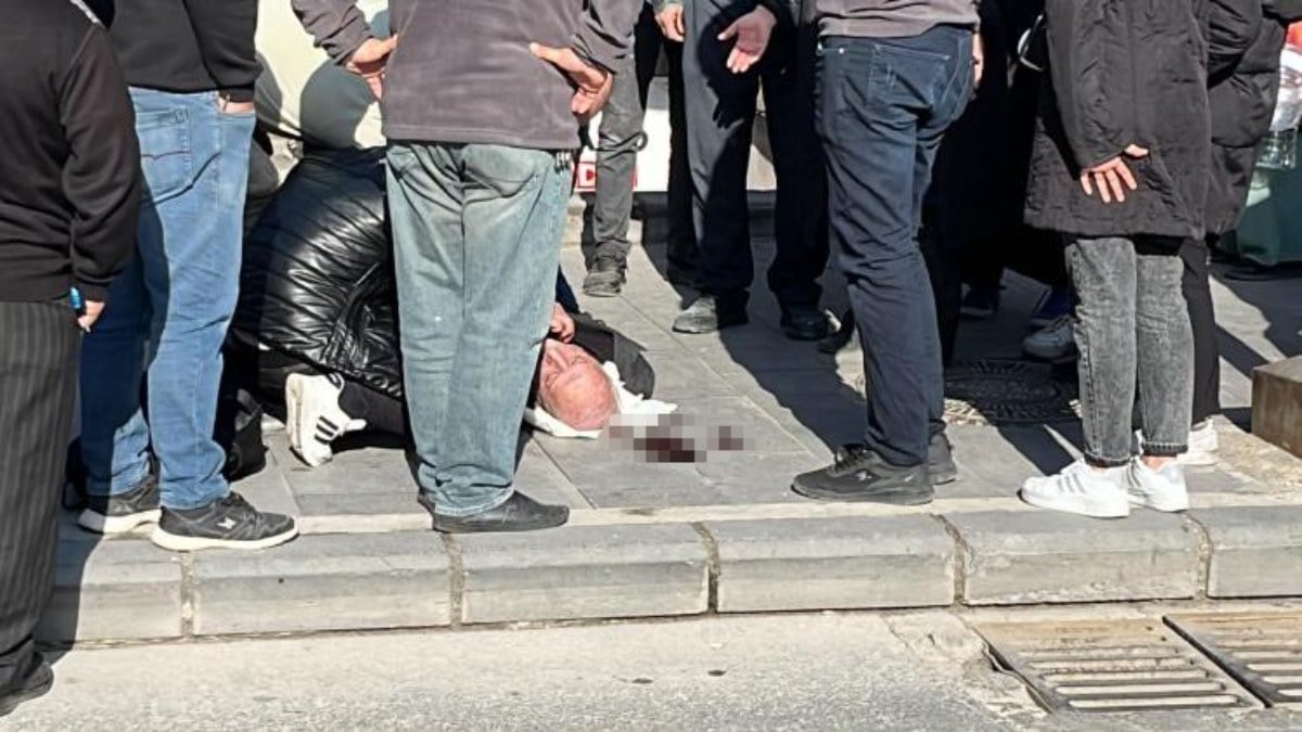 Niğde’de yolda yürürken kalp krizi geçiren kişi kurtarılamadı