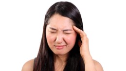 Oruçluyken baş ağrısından kurtulmanın yolu bu haberde! 5 dakika içerisinde 5 etkili yöntem…