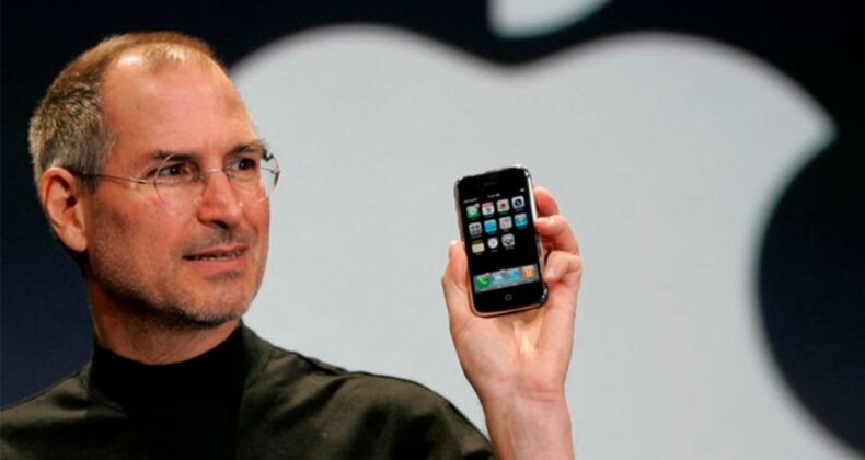 Steve Jobs imzalı 48 yıllık çek, açık artırma ile satışa sunuldu