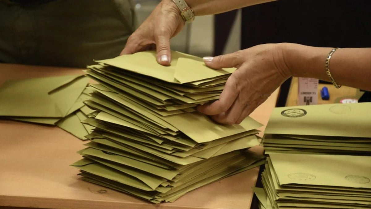 Süreç devam ediyor: Yerel seçimlere bir ay kaldı