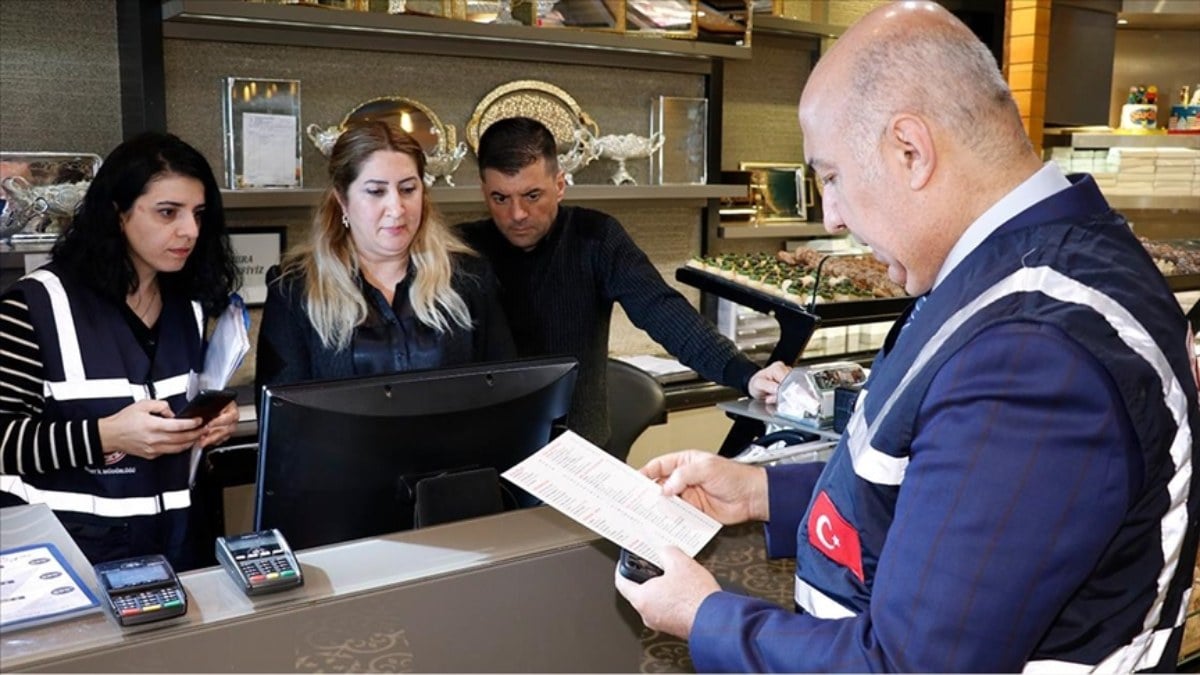 Ticaret Bakanlığı, Ramazan’da restoran denetimlerine 1,7 milyon lira para cezası kesti