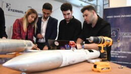 Türk mühendis adayları, geliştirdikleri roketle ABD’de yarışmaya katılacak