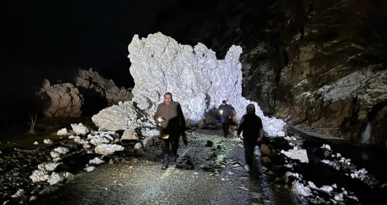 Van’da kara yolu çığ nedeniyle kapandı