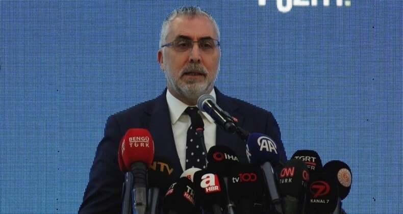 Vedat Işıkhan: İş-Pozitif Projesiyle 9 Şubat’tan bu yana 45 bin kadını istihdamla buluşturduk