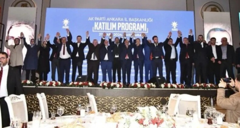 Yeniden Refah Partisi’nde yaprak dökümü! AK Parti’ye katıldılar