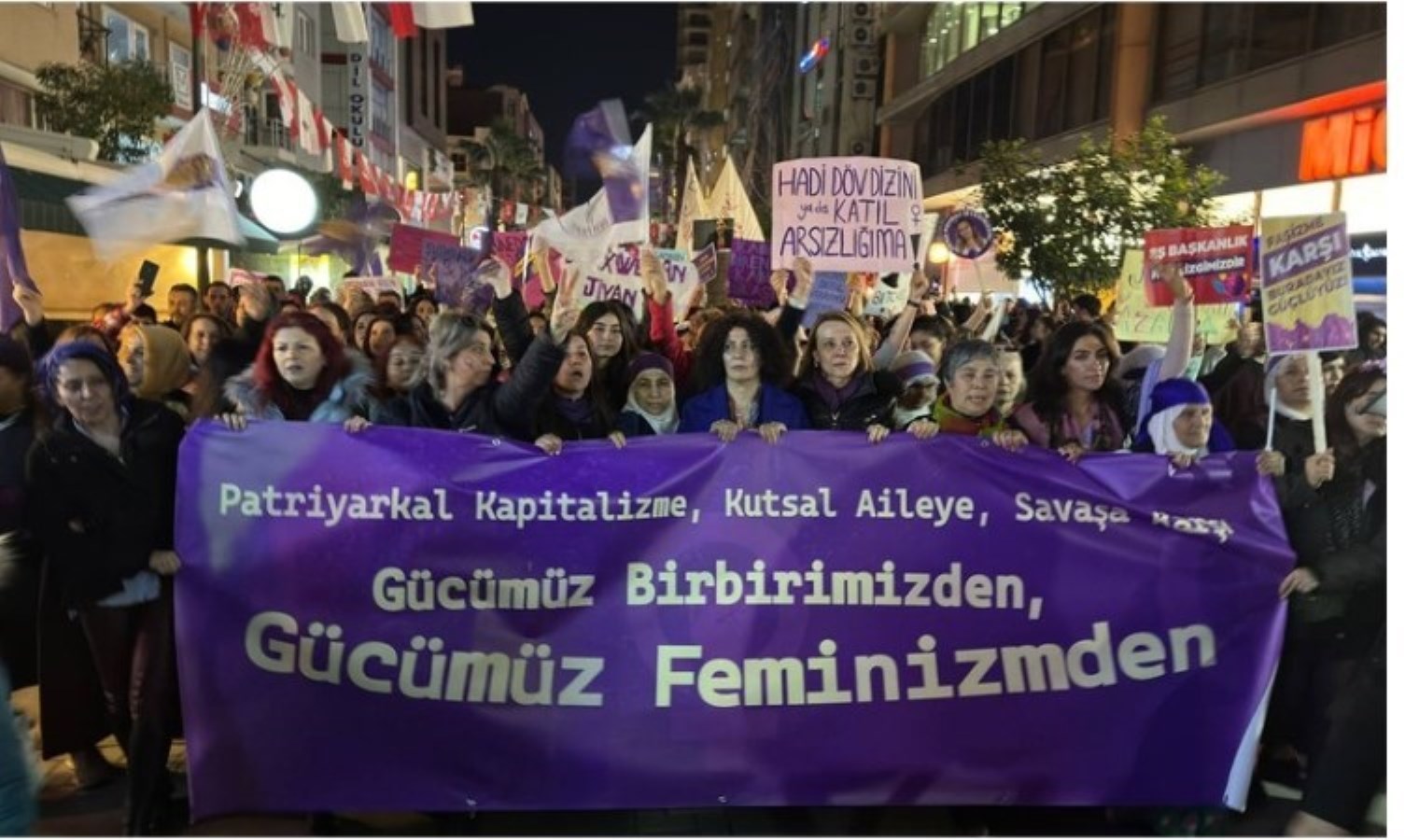 2020 Feminist Gece Yürüyüşü davasında 35 kişi için mahpus cezası istendi