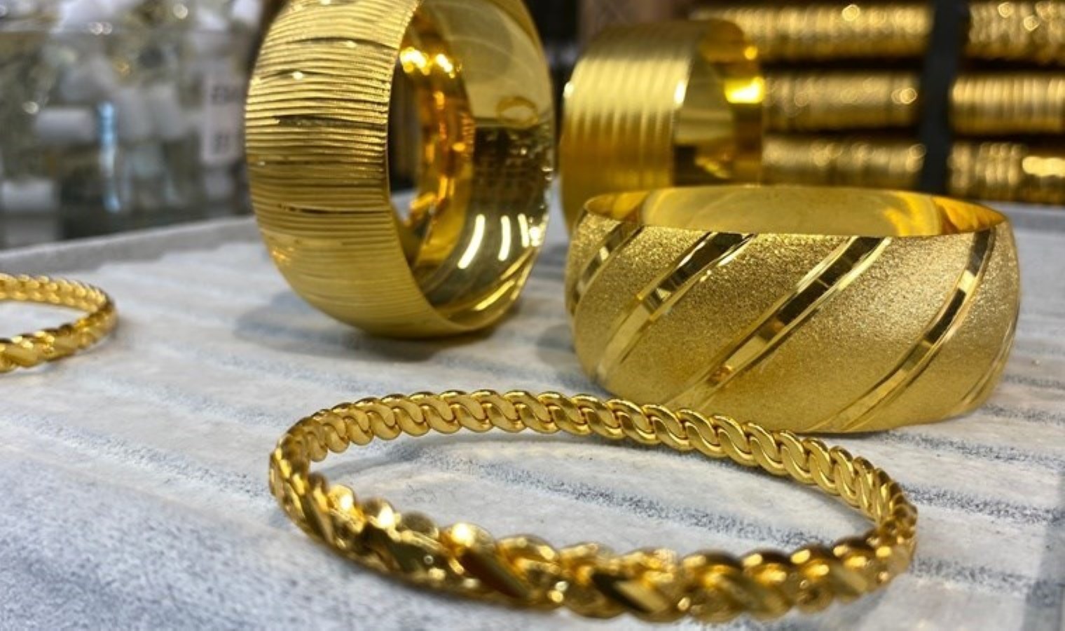 ABD’li dev banka tarih verdi! Altın fiyatları tepeyi görecek