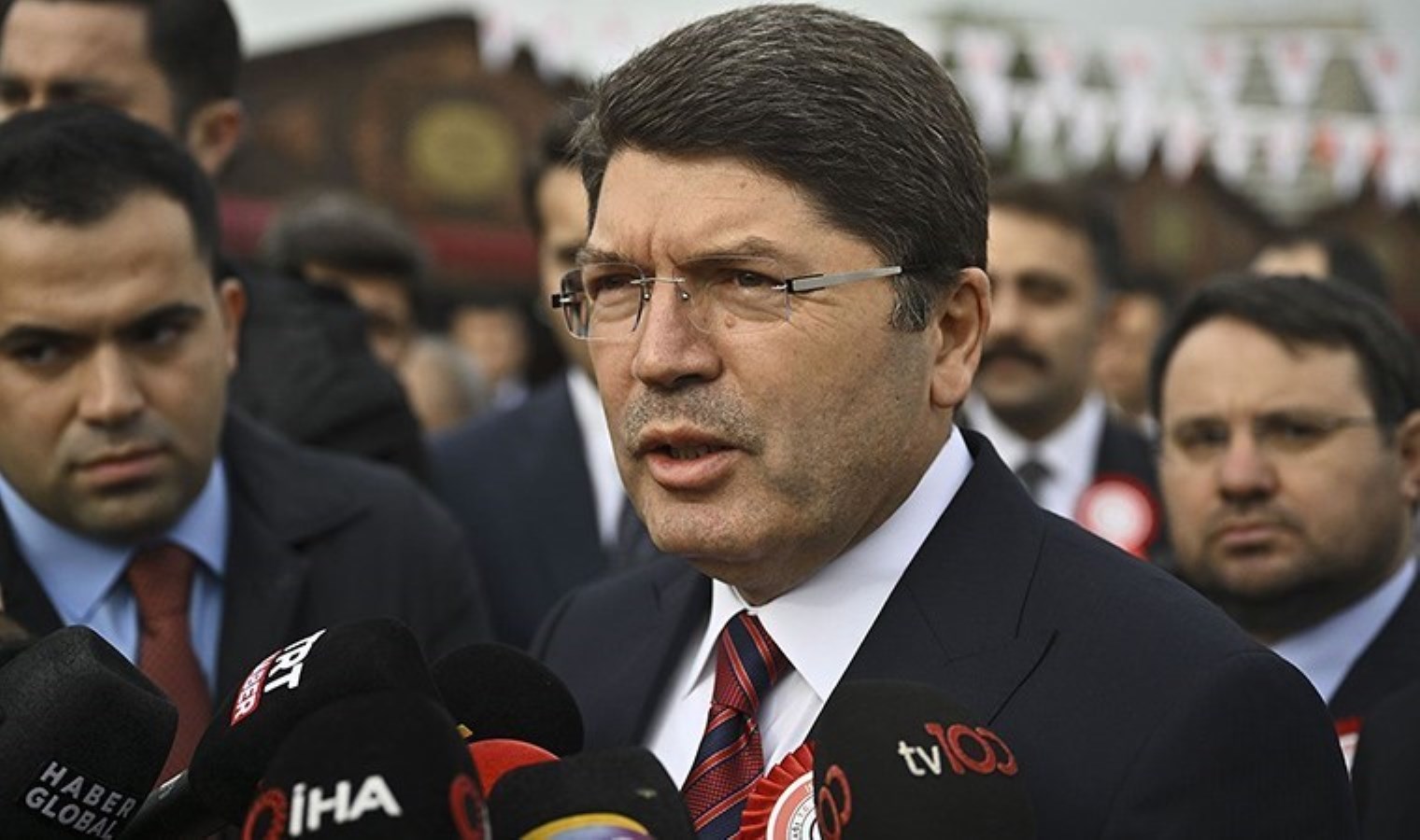 Adalet Bakanı Tunç’tan DEM Partili belediyelere üstü kapalı ‘kayyum’ iletisi