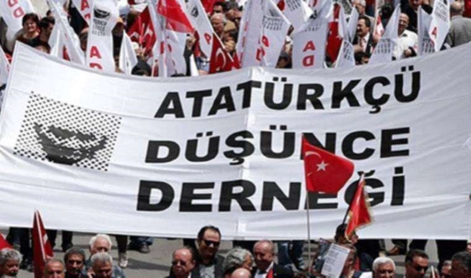 ADD’den ’10 Nisan Laiklik Günü’ açıklaması: ‘Laiklik yoksa demokrasi de yoktur!’