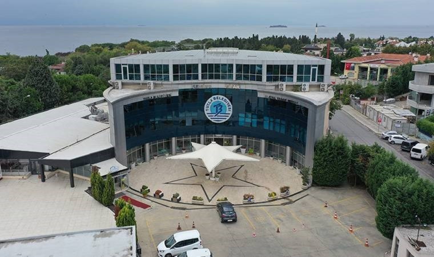 AKP’den CHP’ye geçen Tuzla Belediyesi’nde skandal… Kamera kayıtlarının bulunduğu diskler değiştirildi!