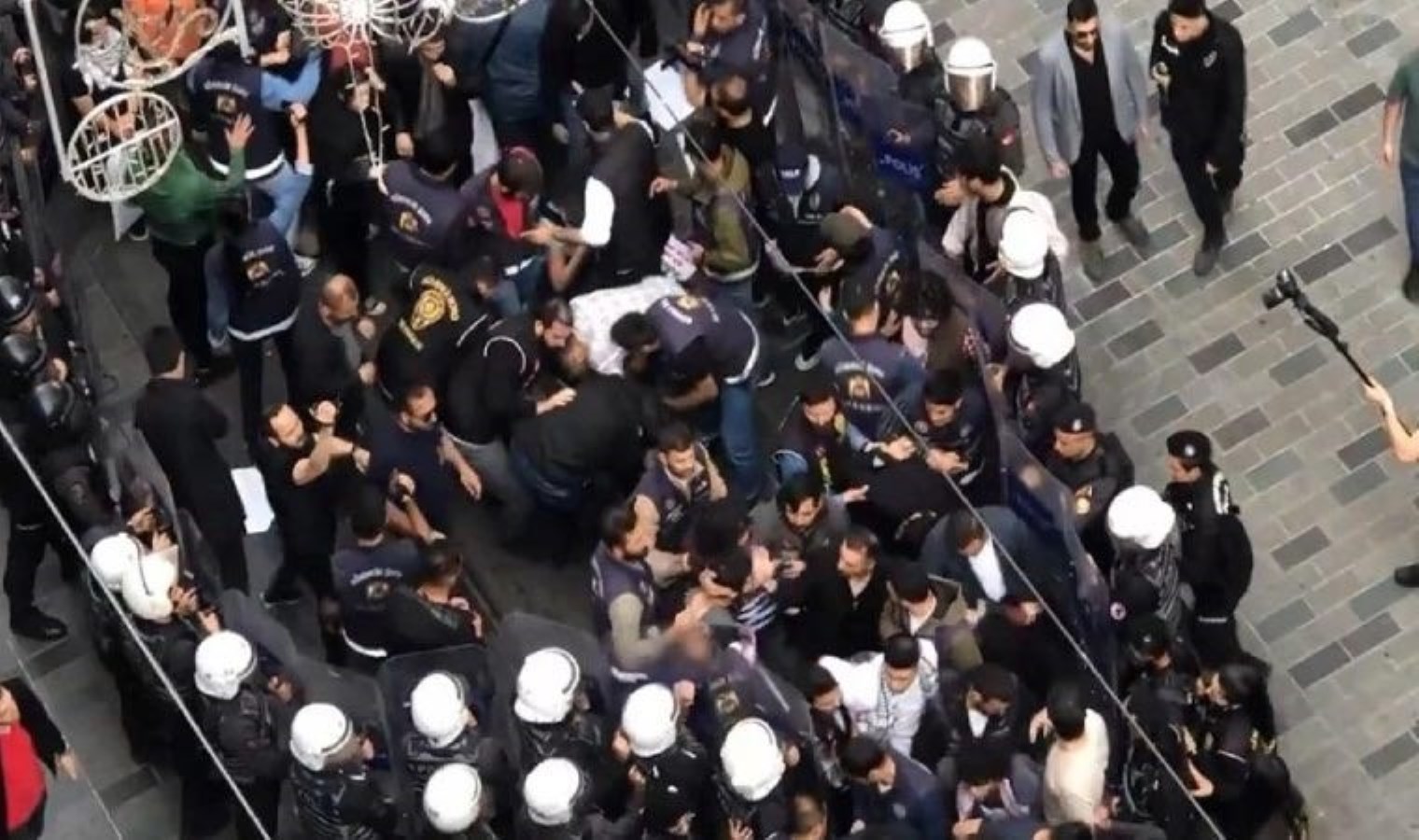 Ali Yerlikaya’dan Beyoğlu’ndaki İsrail protestosuna ait açıklama