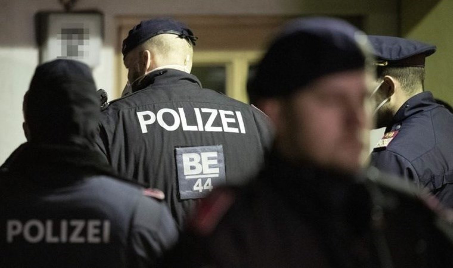 Alman Polis Teşkilatı’nda ‘Nazi’ alarmı: Yüzlerce memur soruşturma altında!