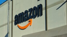 Amazon yeniden yüzlerce çalışanını işten çıkardı