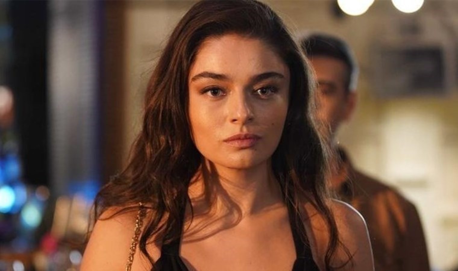 Ayça Ayşin Turan’dan samimi açıklama: ‘Aşkın ömrü yoktur’