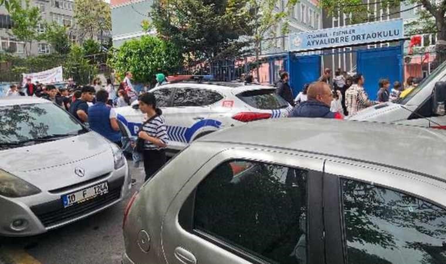 Bağcılar’da 23 Nisan şovlarında öğretmene akın