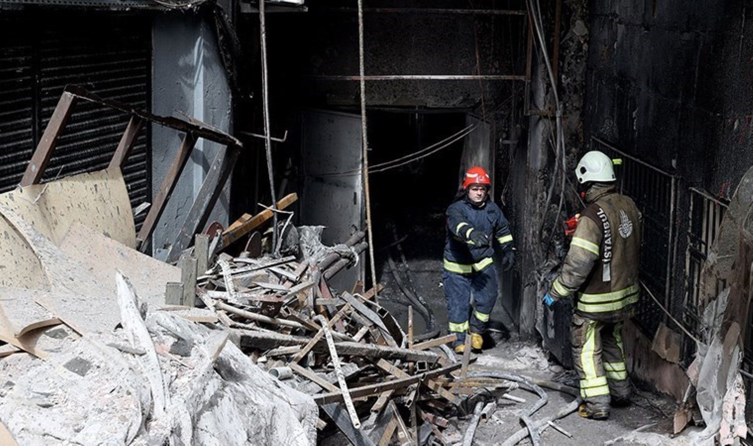 Beklenen rapor açıklandı: Gece kulübünde 29 kişinin vefatına neden olan yangın nasıl çıktı?