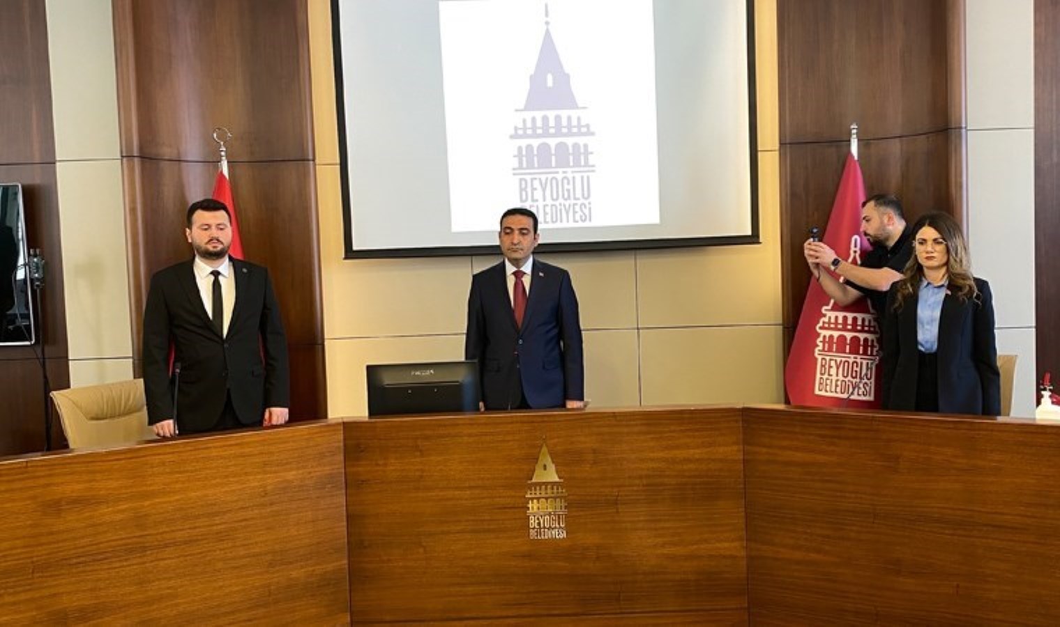 Beyoğlu Belediyesi’nde seçimlerden sonra birinci meclis toplantısı