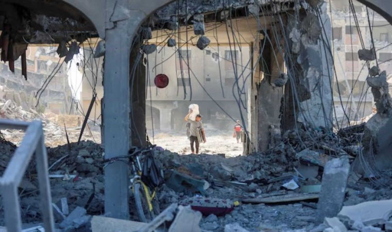 BM yetkilisi: “Gazze’deki enkazın temizlenmesi 14 yıl sürebilir”