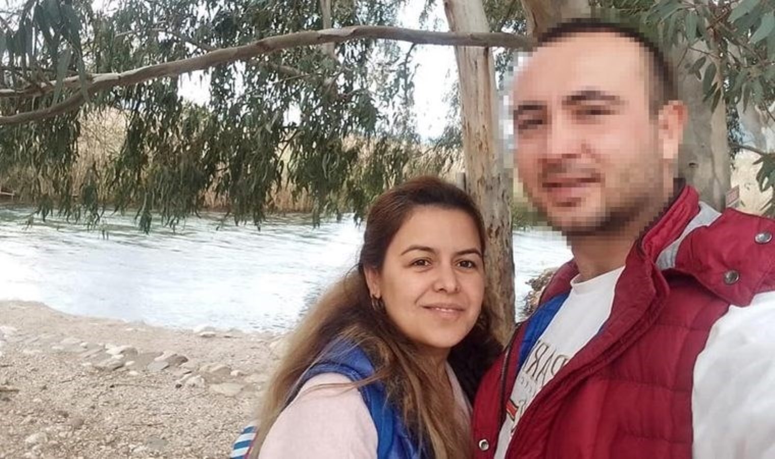 Boşanma etabındaki eşini sokak ortasında kalbinden bıçakladı