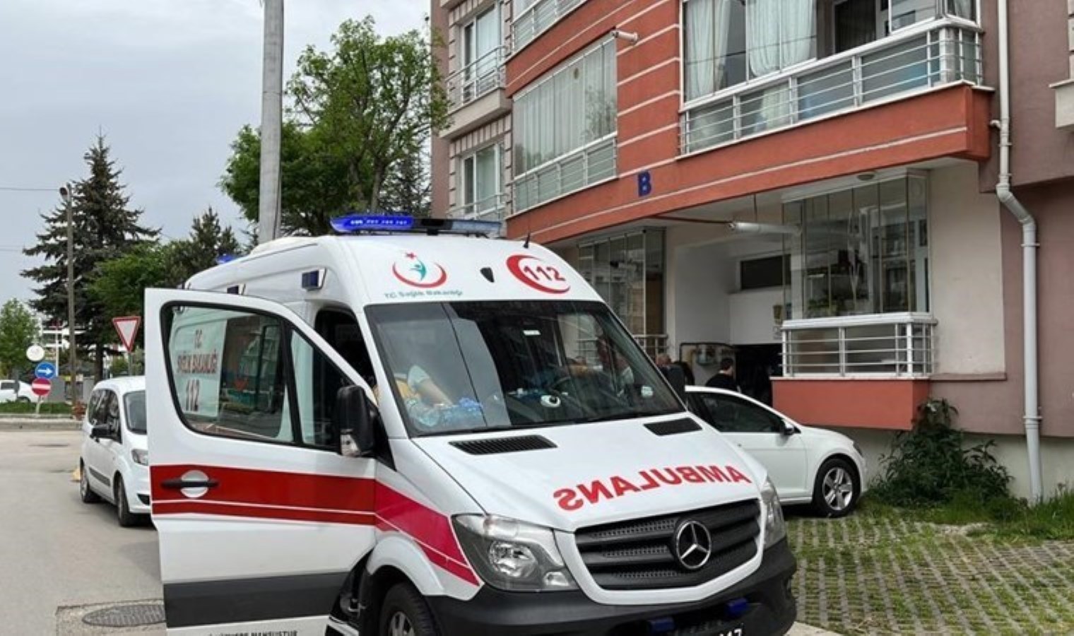 Boşanma kademesindeydi: Cansız vücudu bulundu