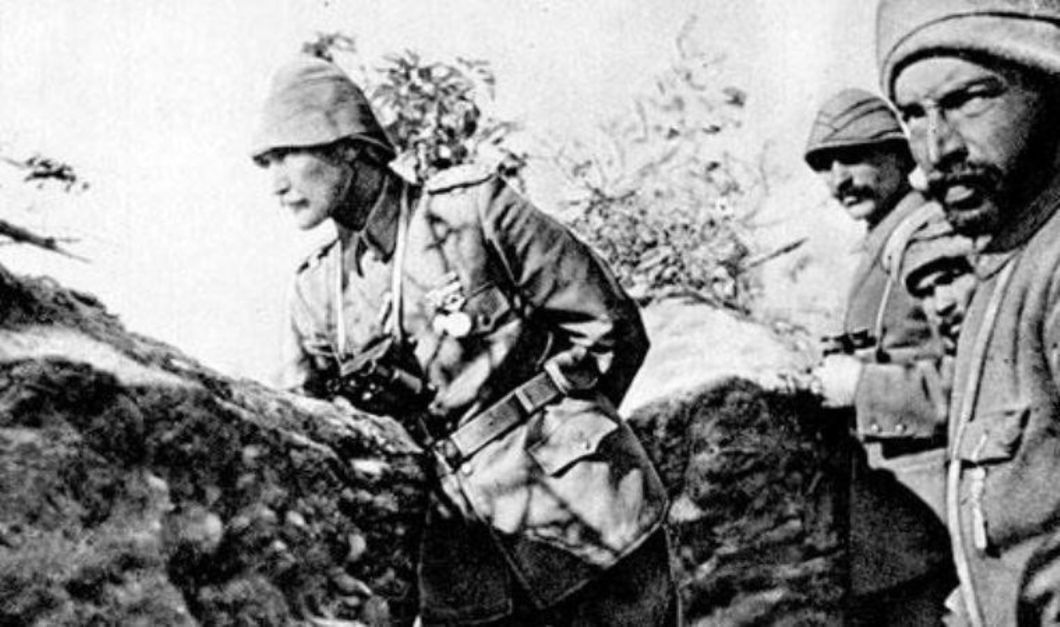 Çanakkale Kara Savaşlarının en kritik eşiklerinden olan Gelibolu çıkarması 109 yıl evvel bugün başladı: Atatürk mucizesi