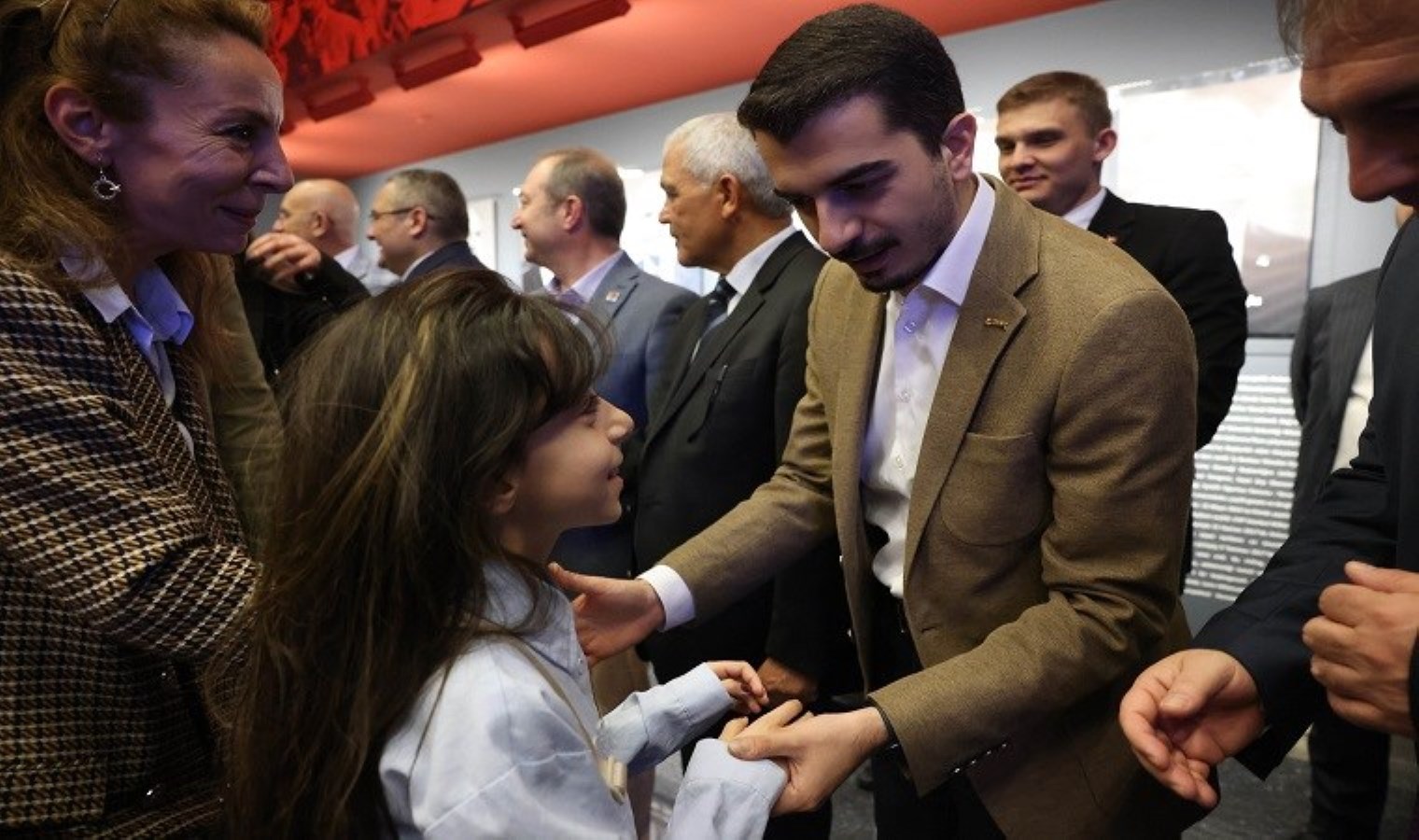 Çankaya Belediye Başkanı Güner yurttaşlarla bayramlaştı