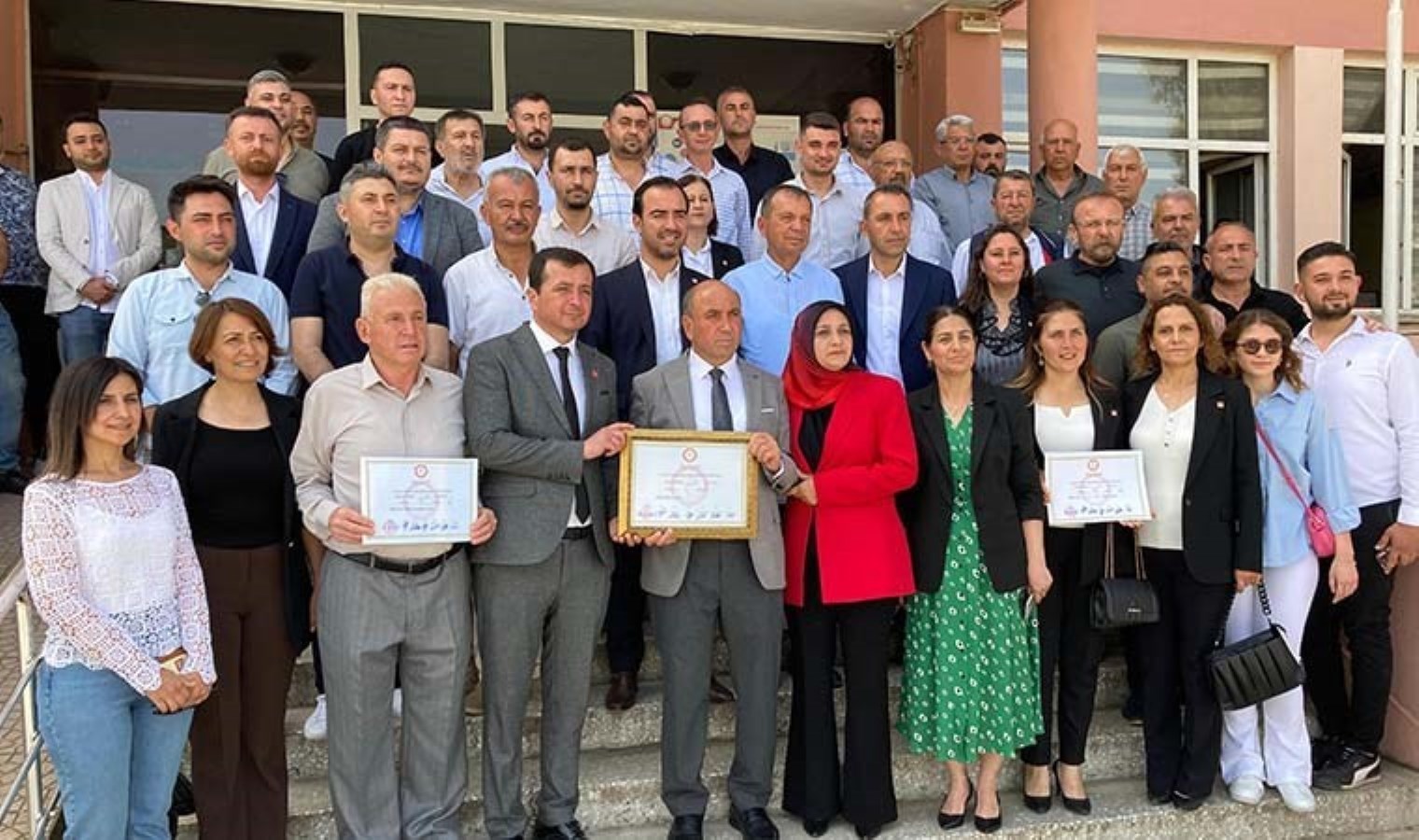 CHP’li liderin birinci icraatı makam odasını değiştirmek oldu