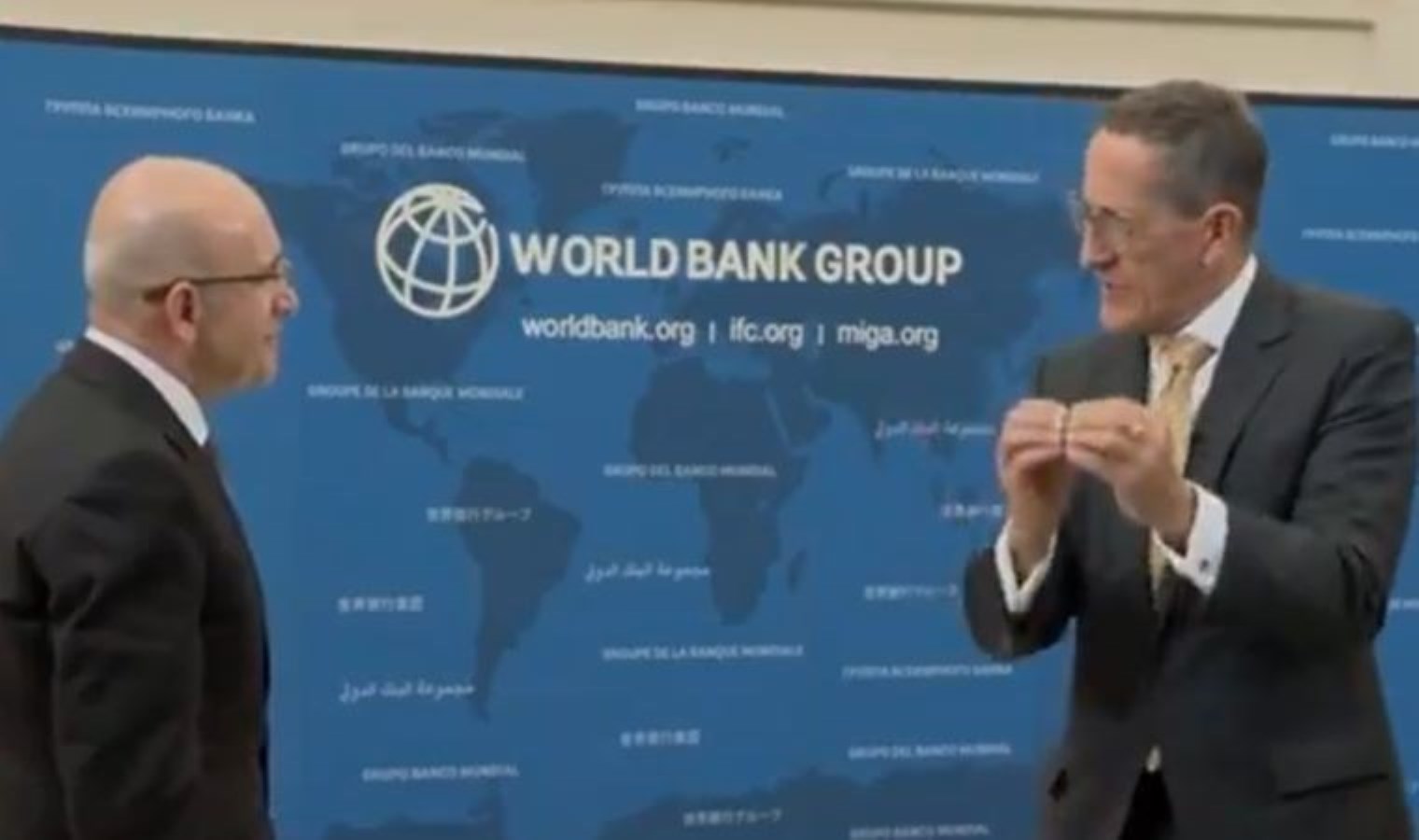 CNN’de Şimşek’i zorlayan sorular: ‘Ortada abartılacak bir şey yok’